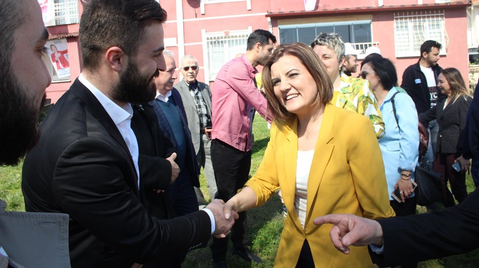 İzmitli gençler ‘Genç Başkan’ istiyor