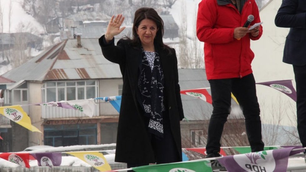 Pervin Buldan: Tayyip Bey Kürtçe ibadeti yasakladı