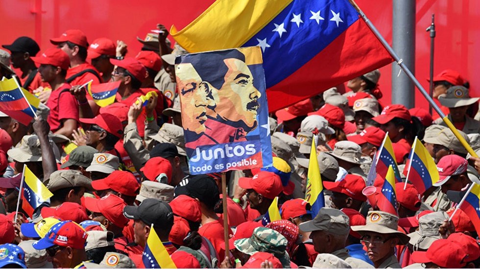 Venezüella'da Maduro destekçileri yürüyüş yapacak