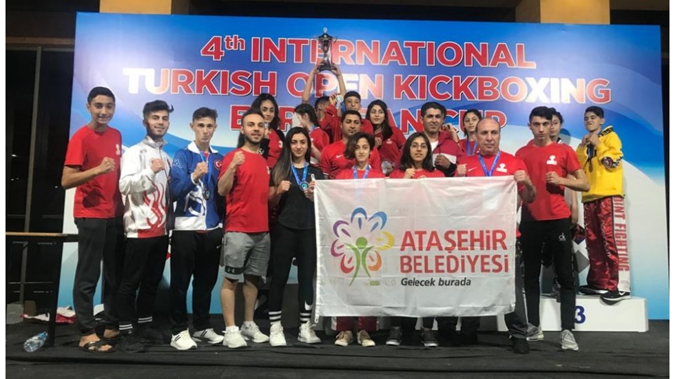 Ataşehirli Kick Bokscuların büyük başarısı
