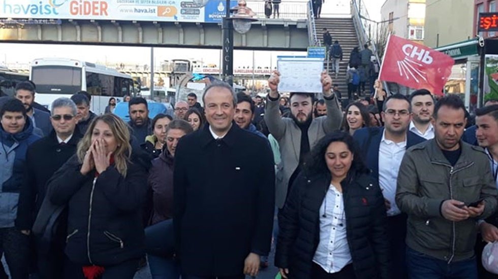 Avcılar Belediye Başkanı seçilen Turan Hançerli: Mazbatasını aldı