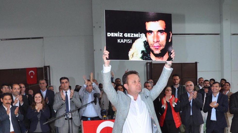 Başkan Aksoy'dan Menemen&rsquo;e "Deniz Gezmiş ve Musa Anter kapısı"