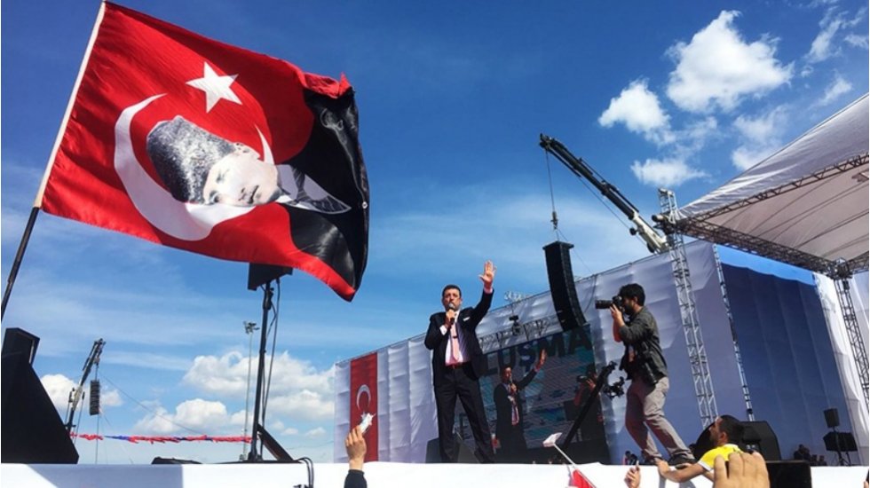Başkan İmamoğlu: Vatandaş bu milletin efendisi, siyaset&ccedil;iler bu milletin hizmetkarıdır