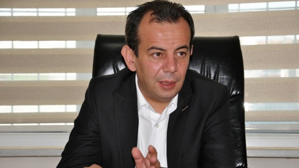 CHP Bolu milletvekili &Ouml;zcan, vekillikten de istifa etti