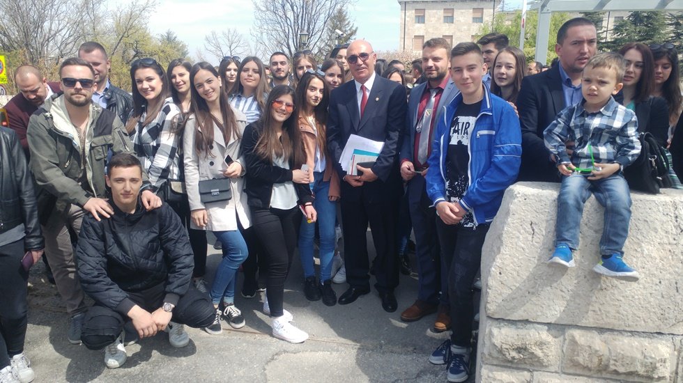CHP&rsquo;li Tanal, Balkan &Uuml;lkelerinden Gelen &Ouml;ğrencilere Atat&uuml;rk&rsquo;&uuml; Anlattı