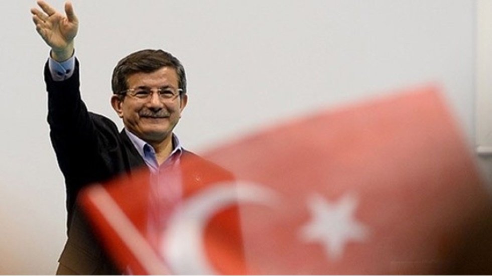 Davutoğlu yeni kuracağı partisinin ideolojik yolunu açıkladı
