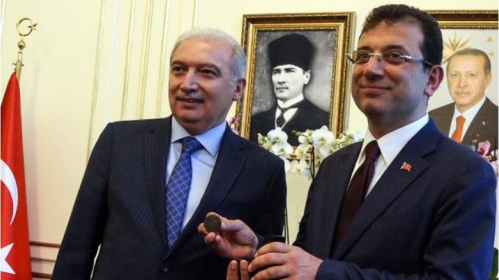 İBB Başkanı Ekrem İmamoğlu koltuğu devraldı