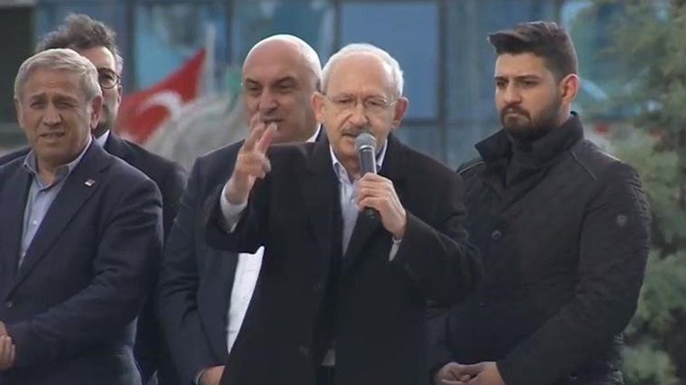 Ahmet Necdet Sezer, Abdullah G&uuml;l ve Ahmet Davutoğlu'ndan Kılı&ccedil;daroğlu'na ge&ccedil;miş olsun telefonu