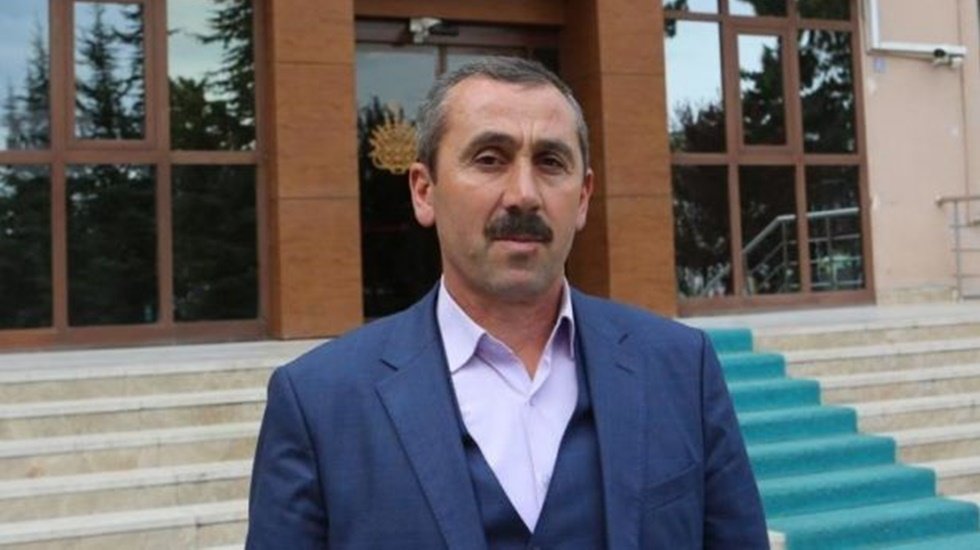 Bazıları adam doğar.... Se&ccedil;im sonrası 'başkası kazandı' diyerek istifa etti