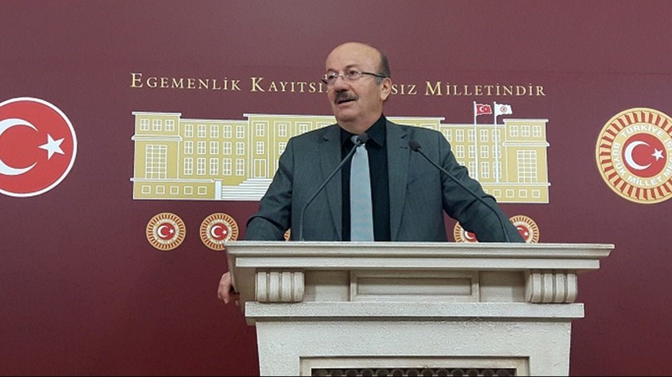 CHP'li Bekaroğlu: &ldquo;Ekonomiye saldırı Saray&rsquo;dan ve damattan geliyor&rdquo;