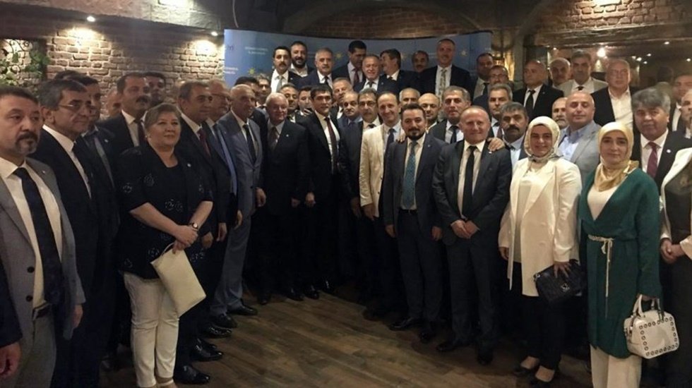 İYİ Partili 81 İl başkanı İmamoğlu&rsquo;na destek isteyecek