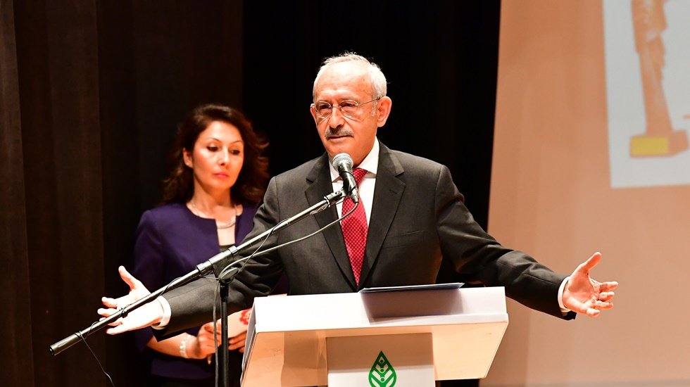 Kemal Kılıçdaroğlu: Hürriyet’i basan kişi AKP Londra temsilcisi oldu