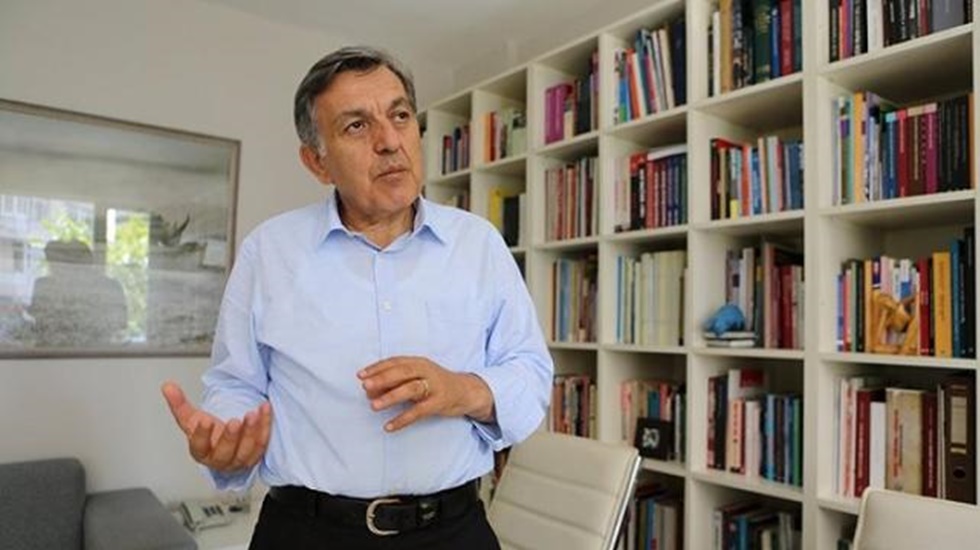 Se&ccedil;im sonu&ccedil;larını bilen anket&ccedil;i AKP&rsquo;nin neden kaybettiğini a&ccedil;ıkladı