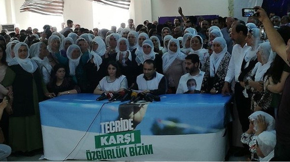 &Ouml;calan'ın talimatı a&ccedil;lık grevini bitirdi