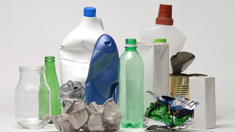 Plastik pakete, kaba, kapağa &lsquo;se&ccedil;im freni&rsquo;
