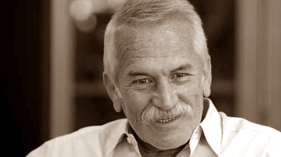Usta yönetmen Yavuz Özkan yaşamını yitirdi