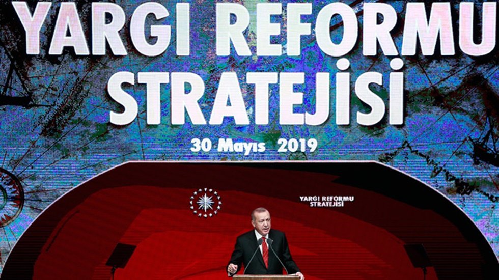 &nbsp;&ldquo;Yargı ile ilgili bir hayaller b&uuml;lteni&rdquo;
