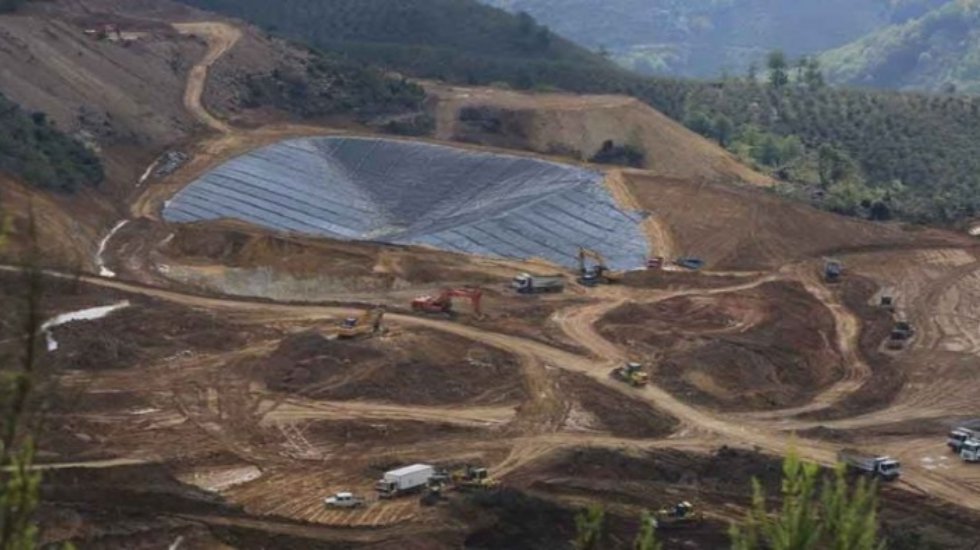 1. derece deprem b&ouml;lgesi Gediz Havzası'nda 2 milyon ağa&ccedil; kesilecek, i&ccedil;me suları yok olacak!