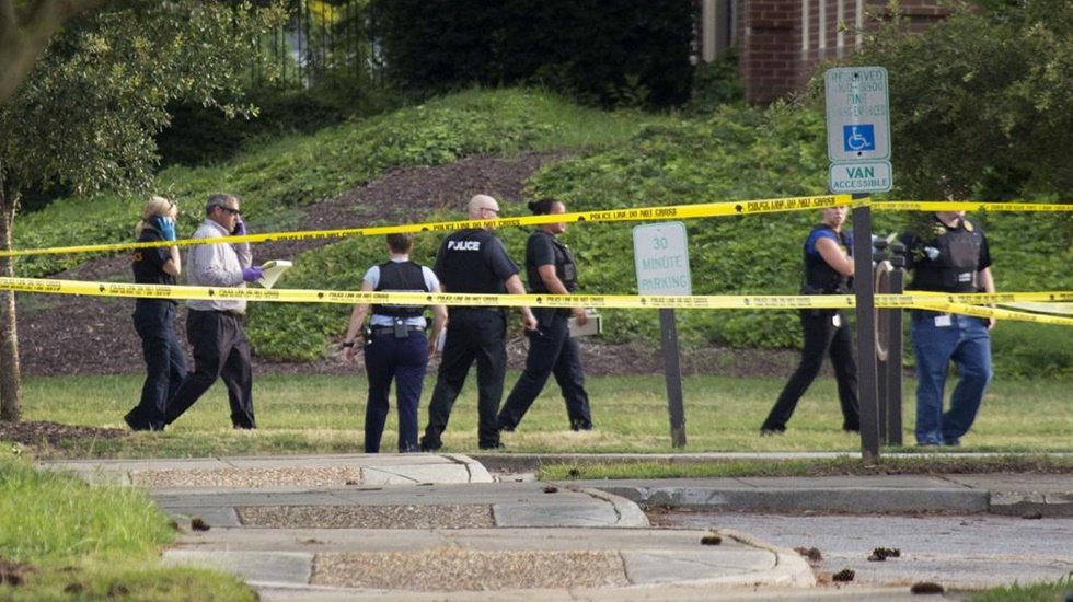 Belediye binasına kanlı saldırı: 12 kişi hayatını kaybetti, 4 kişi yaralandı.