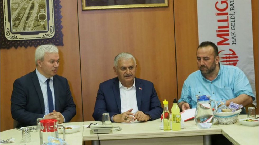 Binali Yıldırım: Saadet Partili kardeşlerimden &ouml;z&uuml;r diliyorum