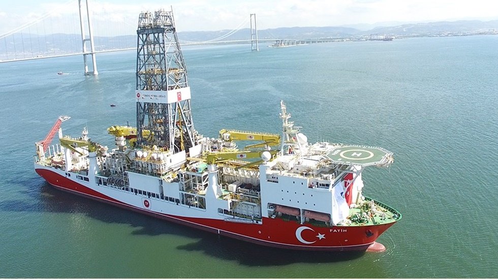 Yunanistan'dan Doğu Akdeniz a&ccedil;ıklaması: T&uuml;rkiye'den korkmuyoruz