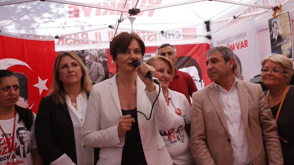 Kaftancıoğlu'ndan Akit muhabirine: &ldquo;Mahkemede de yalan ve iftiralarını anlatırsın&rdquo;