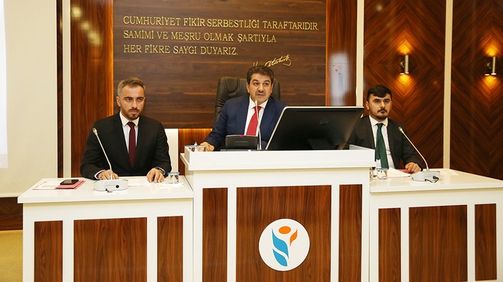 Para Kazanan İşletmeler AKP&rsquo;li Esenler Belediyesine