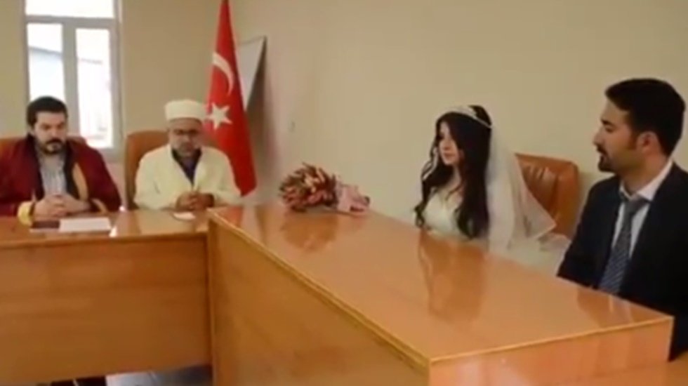 AKP'li belediyede imam nikahı kıyılmaya başlandı
