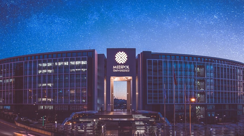 Mahkeme cezayı iptal etti: Bakan&rsquo;ın kurduğu &Uuml;niversitenin ka&ccedil;ak katı yıkılmadı-1