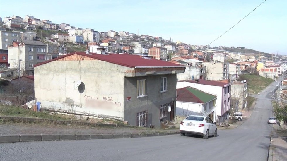 Başakşehir’in Şahintepe Mahallesi uyuşturucu satıcılarının ablukası altında!