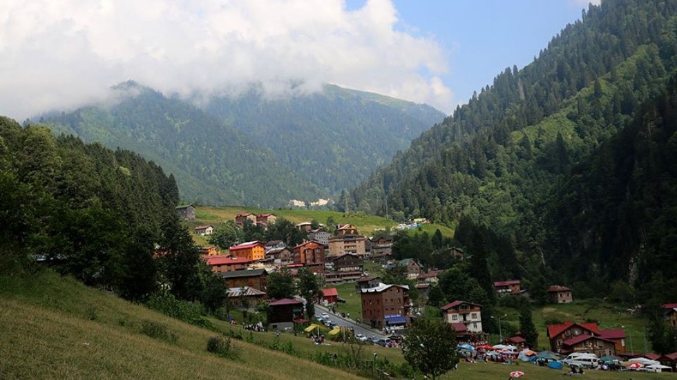 "Ayder Yaylası'na otopark ve otel yapılacak"