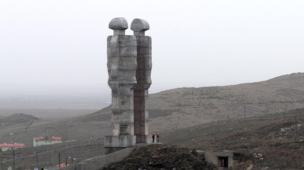 Erdoğan 'ucube' dediği heykel i&ccedil;in 8 yıl sonra karar verildi