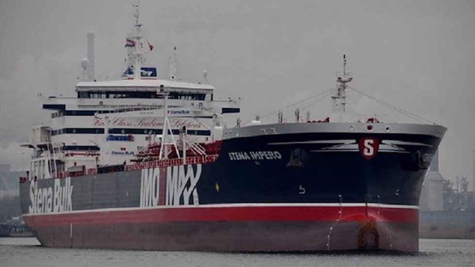 İran'ın alıkoyduğu gemiyi 'İngiliz fırkateyni de kurtaramadı'