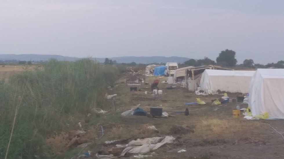 İzmir Büyükşehir Belediyesi Fırtınadan etkilenen Kınıklılar için seferber oldu