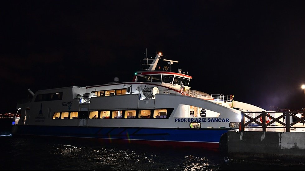 İzmir'de gece yolculuğu yapanların sayısı artıyor
