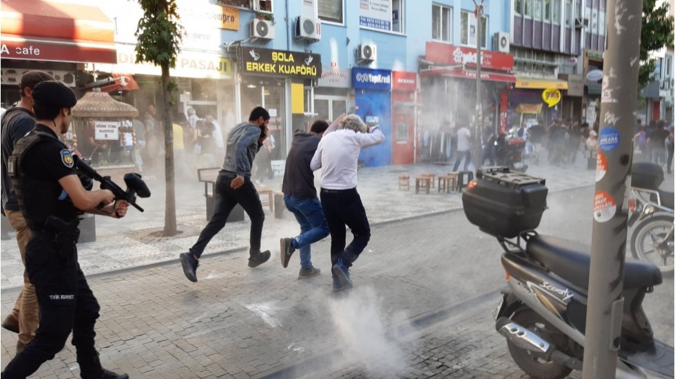 Kadık&ouml;y'deki Suru&ccedil; anmasına polisten plastik mermili karşılık!