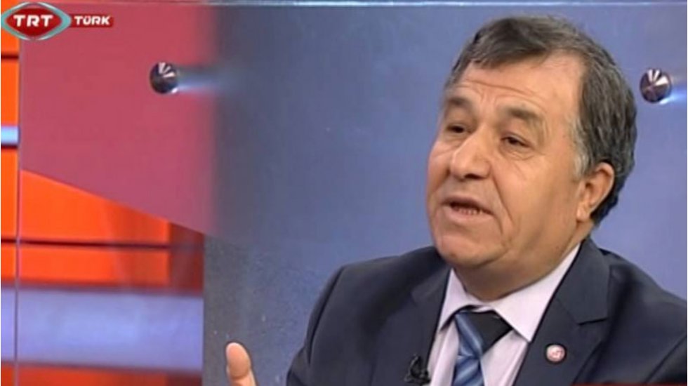 'Profes&ouml;r&uuml;m kimse beni dolandıramaz' dedi; dolandırıldı