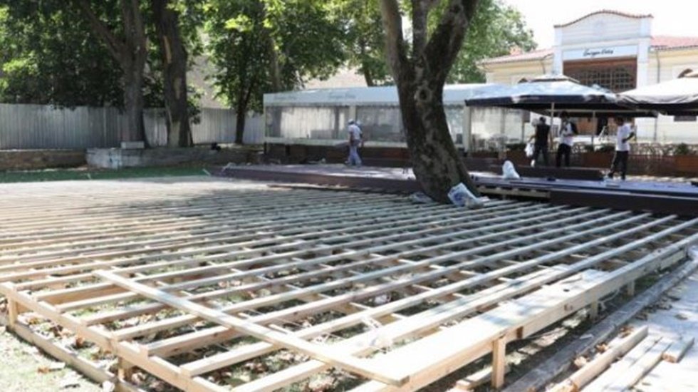 Topkapı Sarayı’na Topbaş'ın yeğeninden ‘gecekondu’ restoran…