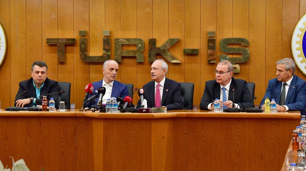 T&uuml;rk-İş Başkanı ve CHP liderinden &ccedil;ok &ouml;nemli a&ccedil;ıklamalar