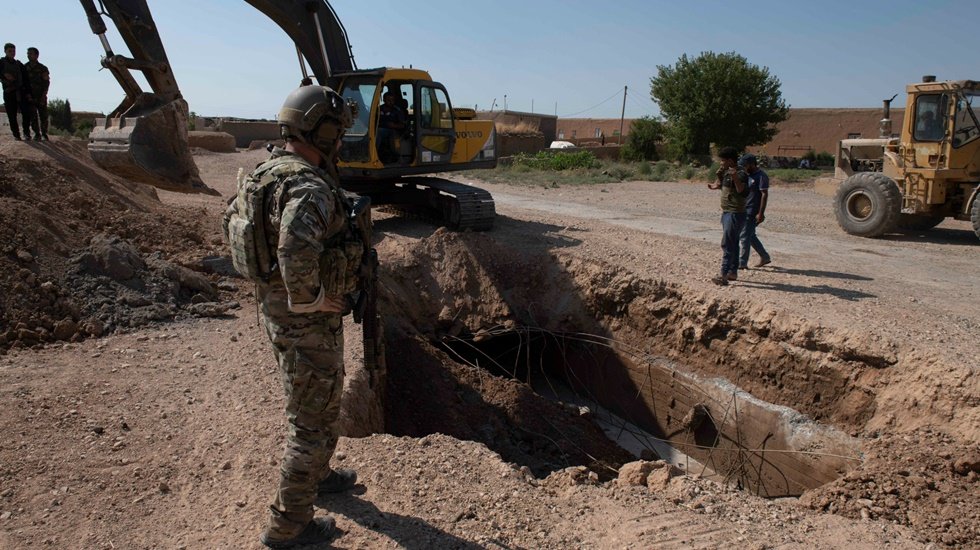 ABD Merkez Kuvvetler Komutanlığı: SDG askeri siperlerini yerle bir etti