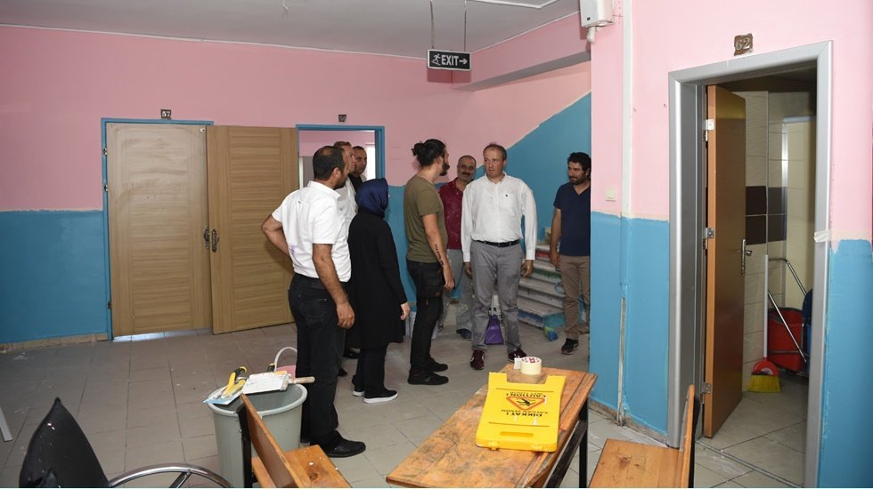 Avcılar’da okullar yeni döneme hazırlanıyor