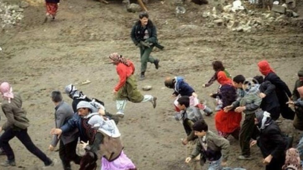 "Bug&uuml;n yeniden 1991 atmosferine girdi T&uuml;rkiye"