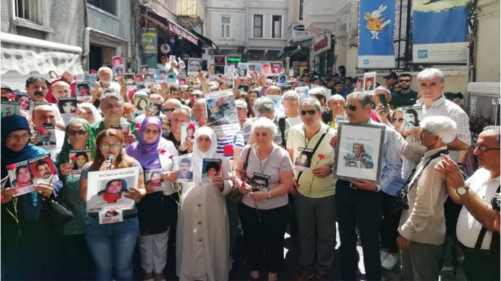Dışişleri, Cumartesi Anneleri i&ccedil;in: &ldquo;Turistleri rahatsız ettikleri i&ccedil;in&rdquo; dedi