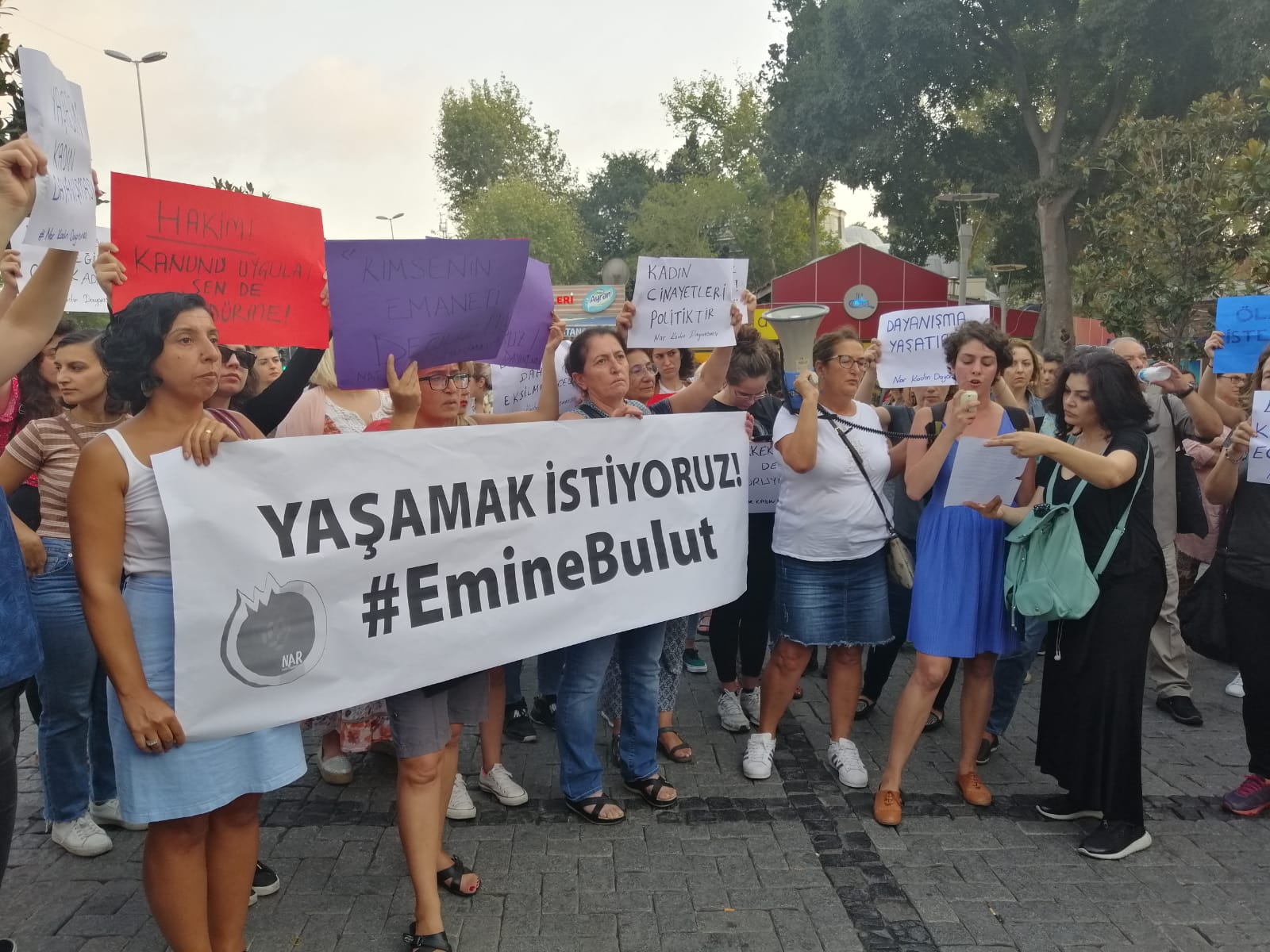 https://yenisoluk.com/uploads/2019/08/emine bulut4