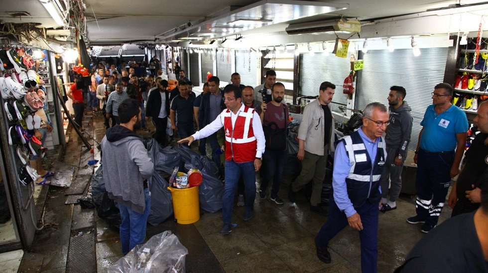 Emin&ouml;n&uuml;&rsquo;nde su baskını riski yeni boru hattı ile tarihe karışacak