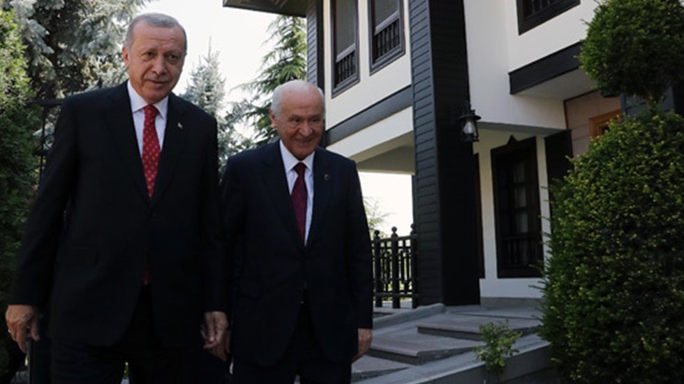 Erken seçim tartışması AKP'yi karıştırdı: Sonumuz olur