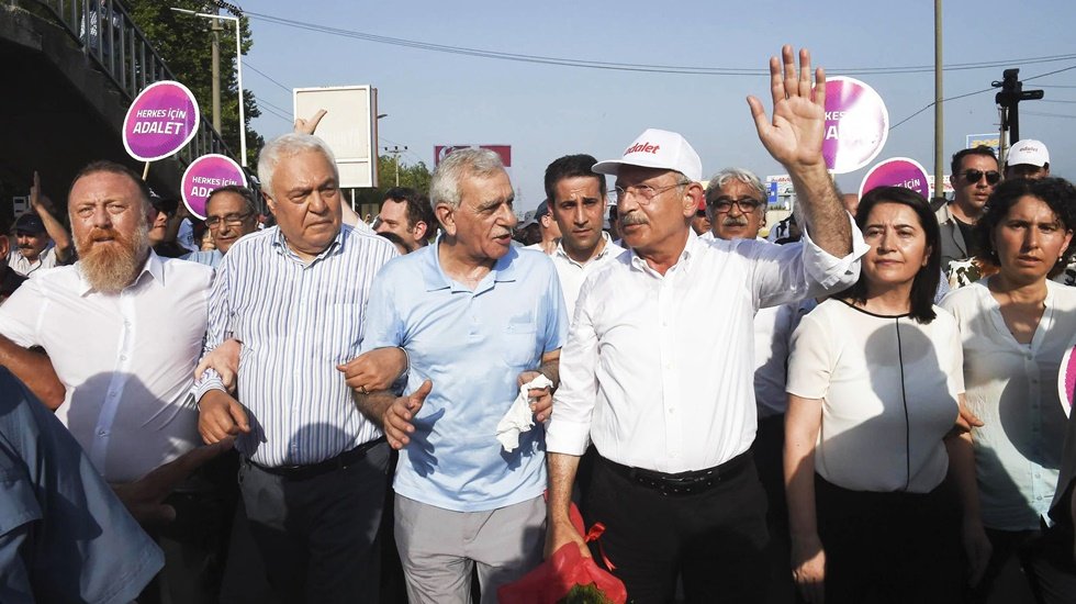 G&ouml;revinden alınan Ahmet T&uuml;rk: Kılı&ccedil;daroğlu beni aradı