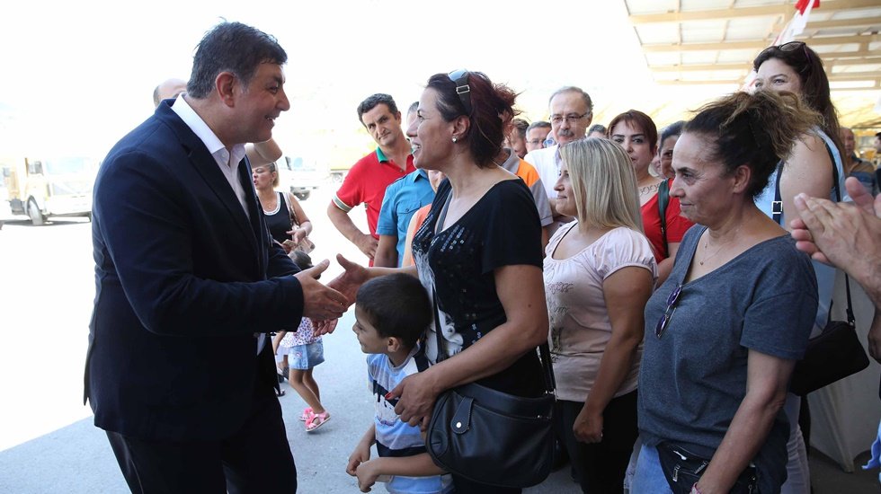 Karşıyaka Belediyesi&rsquo;nde bayram m&uuml;jdesi: &ldquo;3 bin liranın altında maaş olmayacak&rdquo;