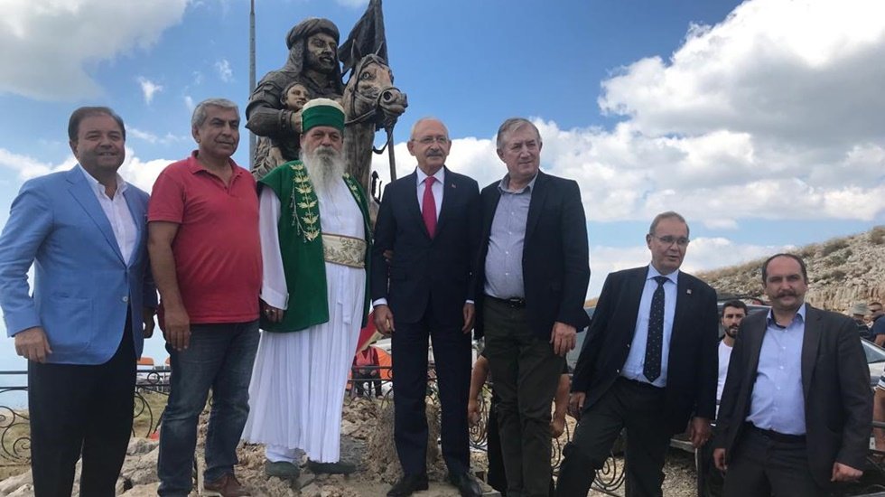 Kılı&ccedil;daroğlu, Arnavutluk'da Tomor Dağı Etkinlikleri&rsquo;ne katıldı