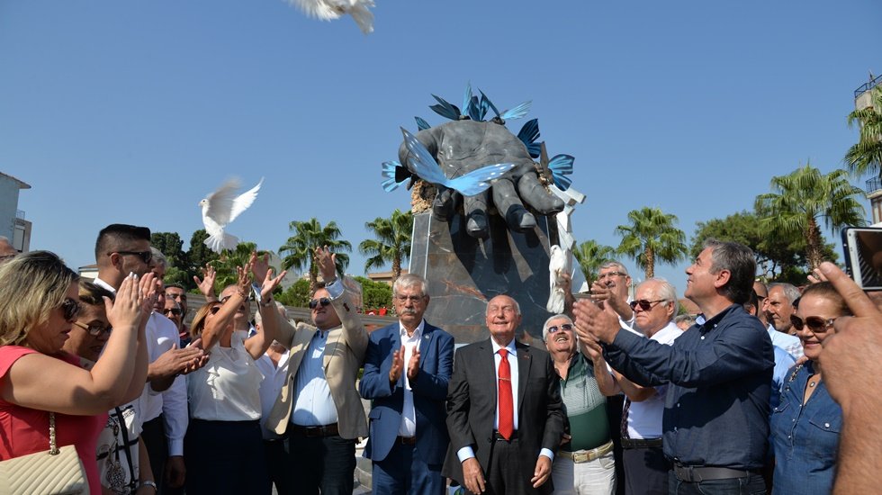 Barış gününde Menemen’de “Srebrenitsa Katliamı” unutulmadı